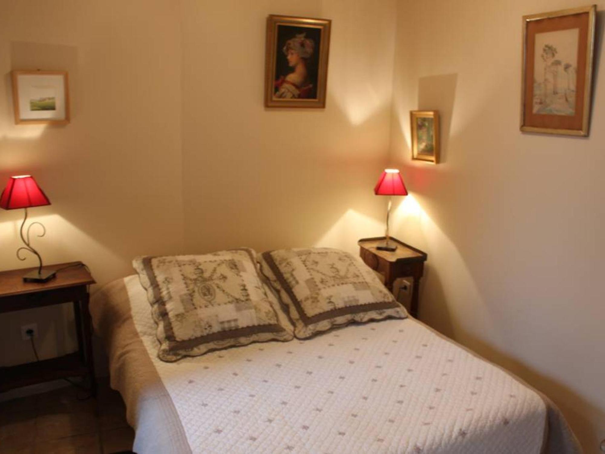 Location Unique En Ville, 3 Niveaux Avec Cave Voutee Et Troglodytique, Charme Et Authenticite En Touraine - Fr-1-381-162 로슈 외부 사진