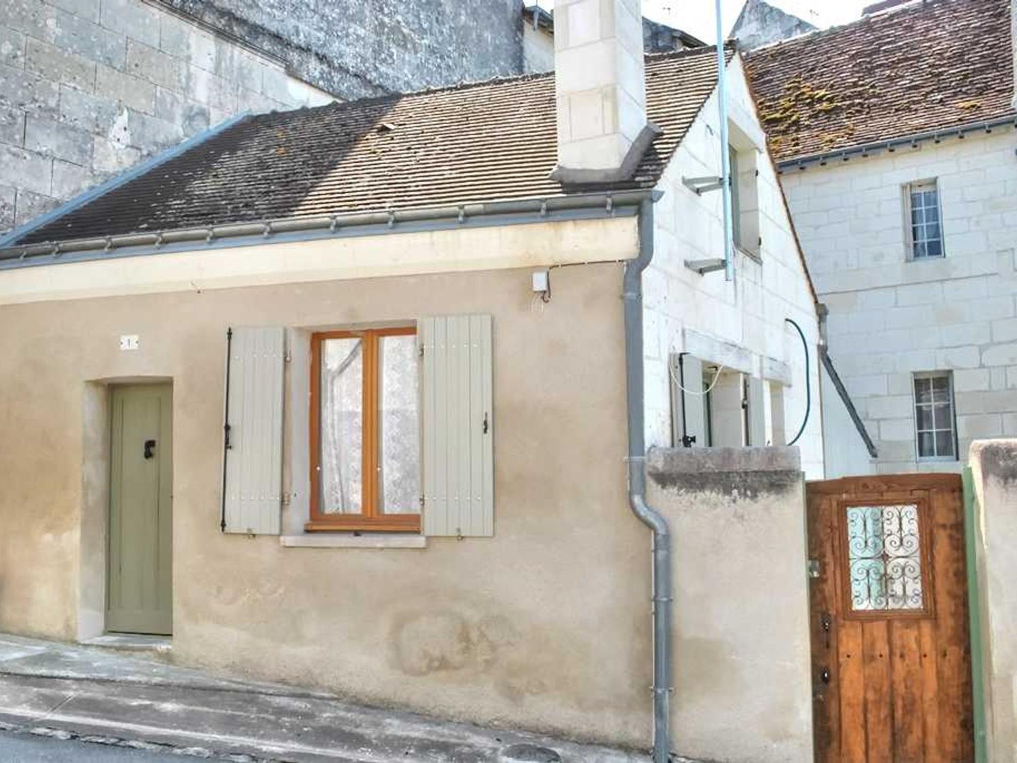 Location Unique En Ville, 3 Niveaux Avec Cave Voutee Et Troglodytique, Charme Et Authenticite En Touraine - Fr-1-381-162 로슈 외부 사진